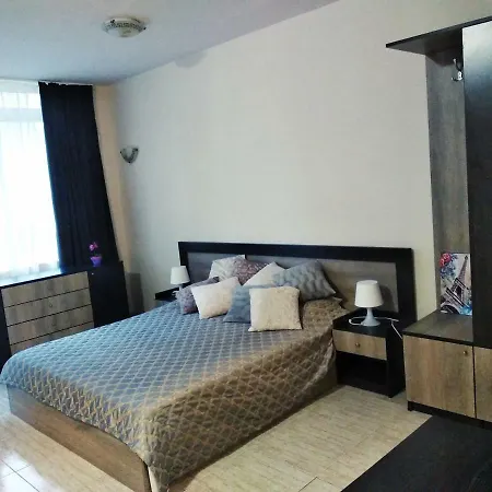 Cozy Saint Sofia סאני ביץ'